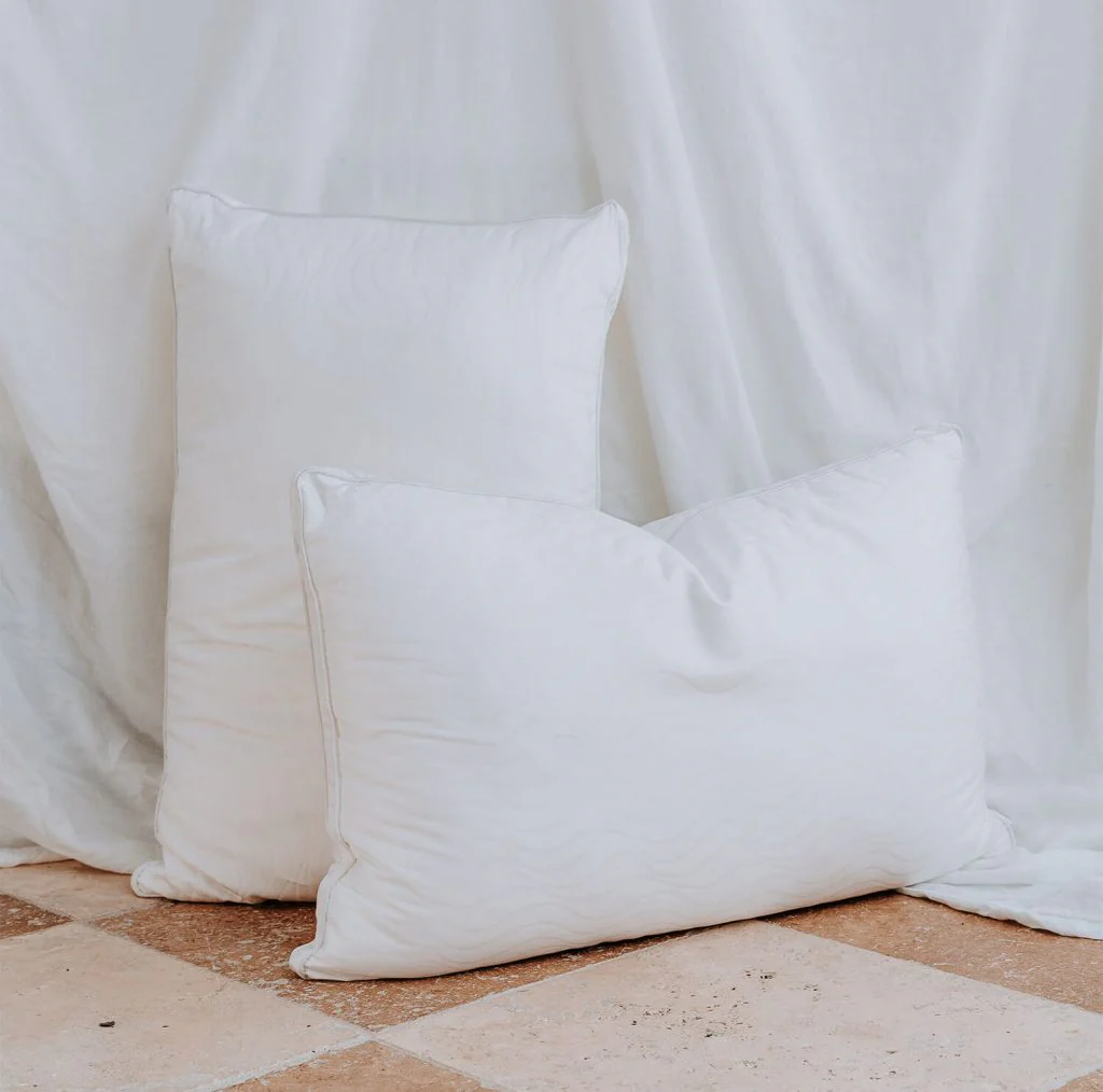 Superior Memory Microfibre Pillow - Image 2