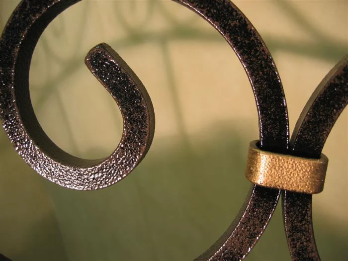 Lauren Metal Bed - Image 3