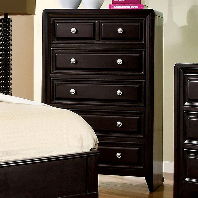 Winsor Chest Of Drawers